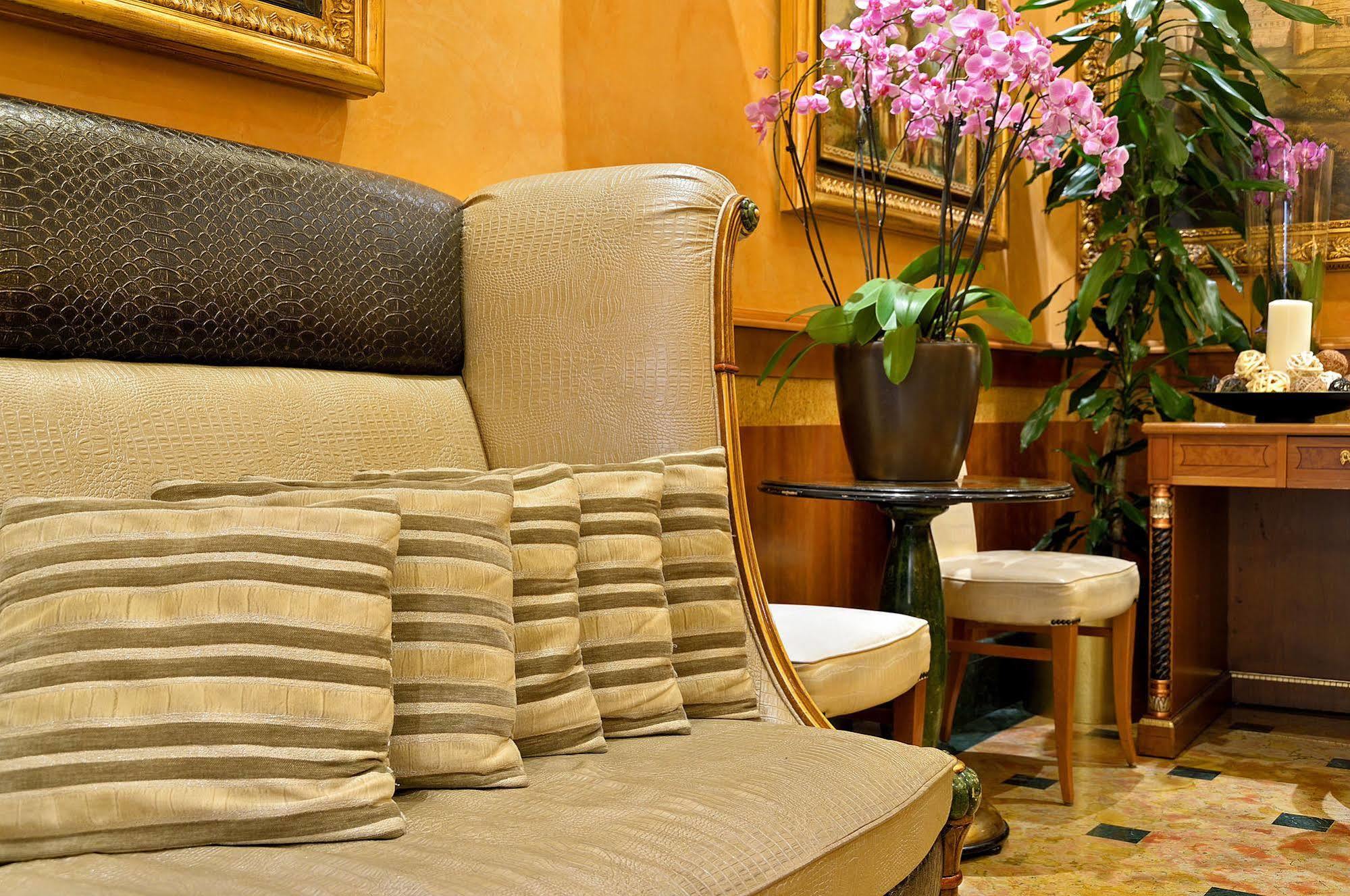 Hotel Homs Rzym Zewnętrze zdjęcie